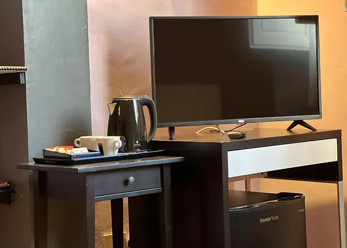 Emerald Palace Hostel