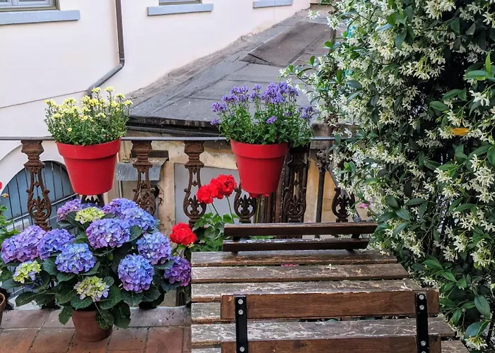 Emerald Palace Florence