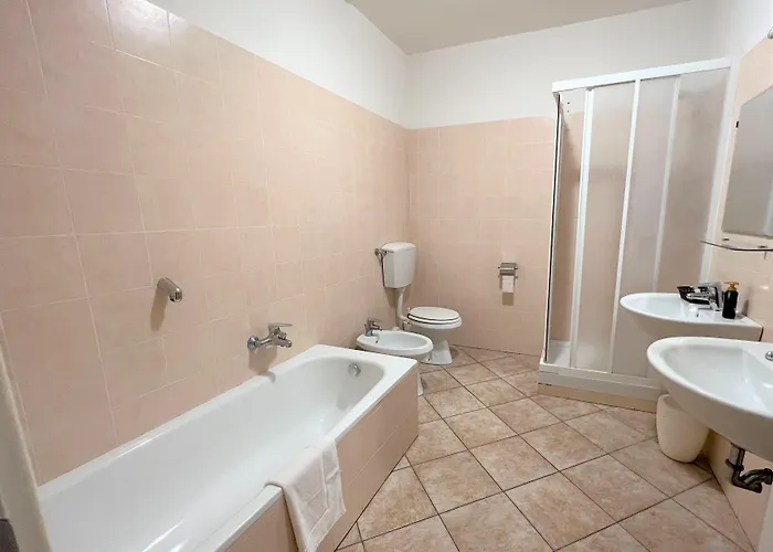 Emerald Palace * Florence