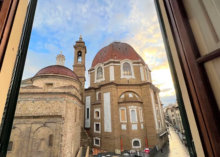 Emerald Palace Florence