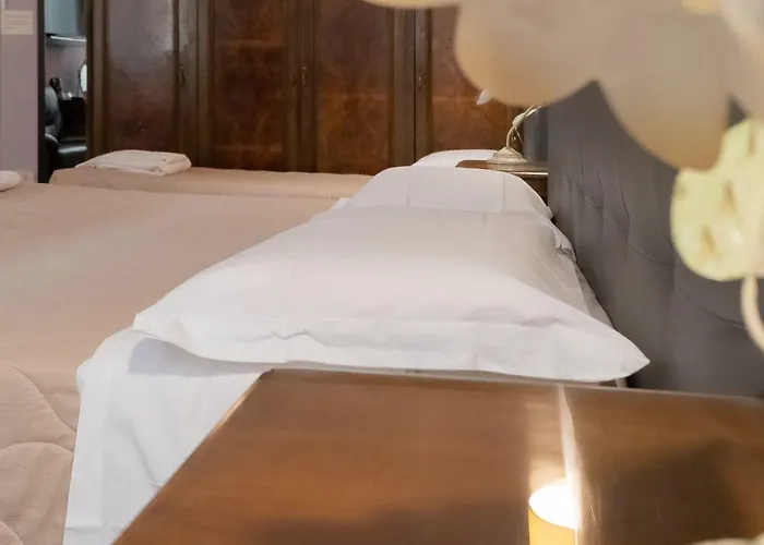 Emerald Palace 旅馆 *