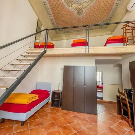 Hostel Emerald Palace Florence